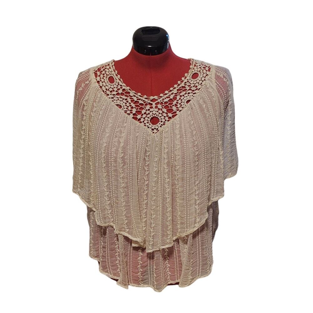 Tj Collection white embroidered lacy layered poncho top, size 6